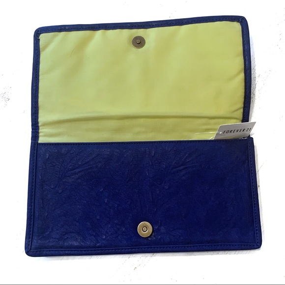 Forever 21 Handbag - Picture 2 of 4